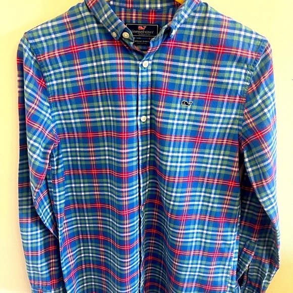 🐳 Vineyard Vines Blue and Red Casual Button Down Shirt 🐳 - Picture 5 of 8